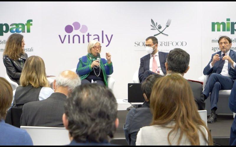 Vinitaly 2022 – le donne del vino - veronafierechannel.it